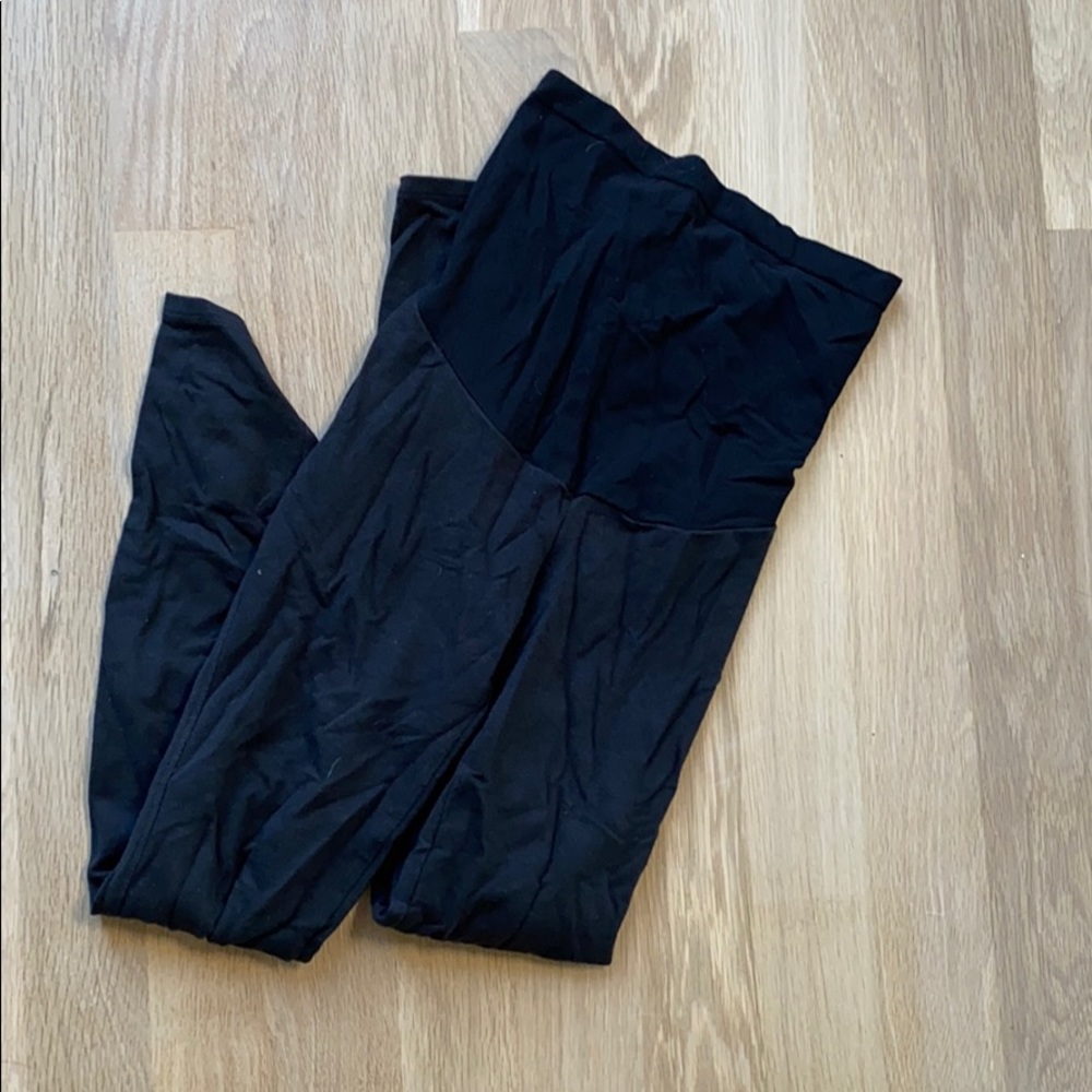 A Pea in the Pod Maternity Leggings